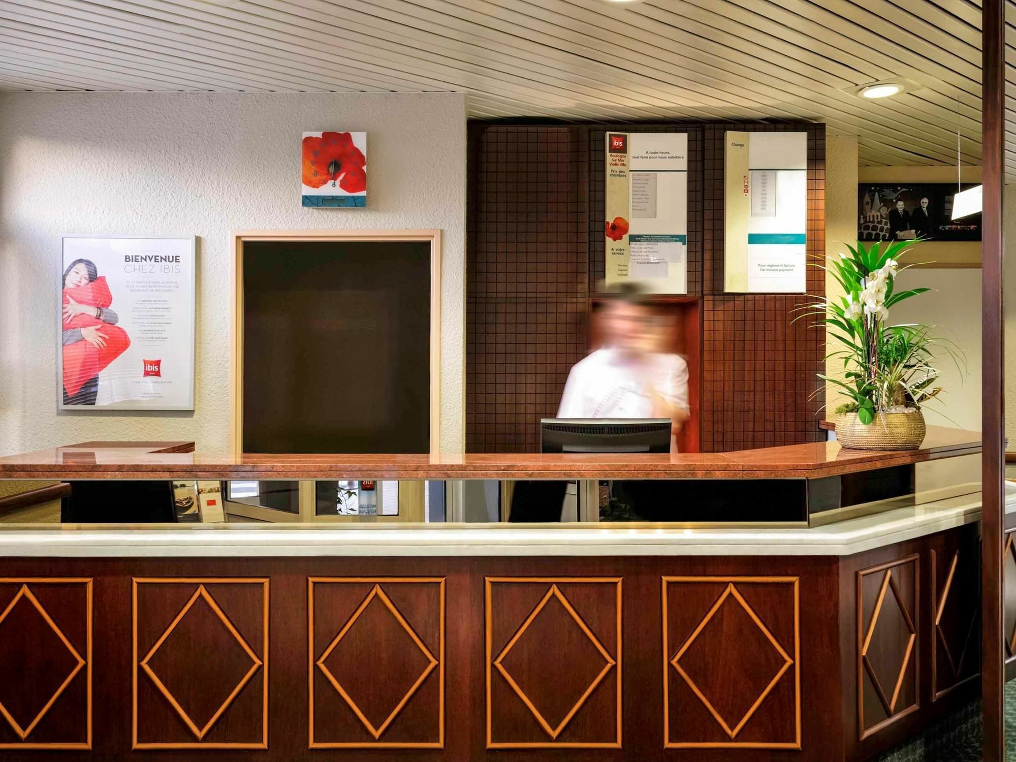Ibis Styles Boulogne Sur Mer Centre Cathedrale Exterior foto